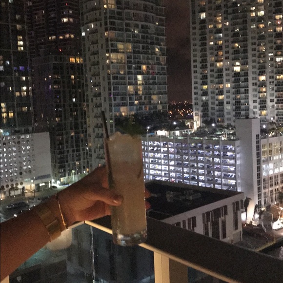 Meet your Posher, Colleen - Picture 2 of 6